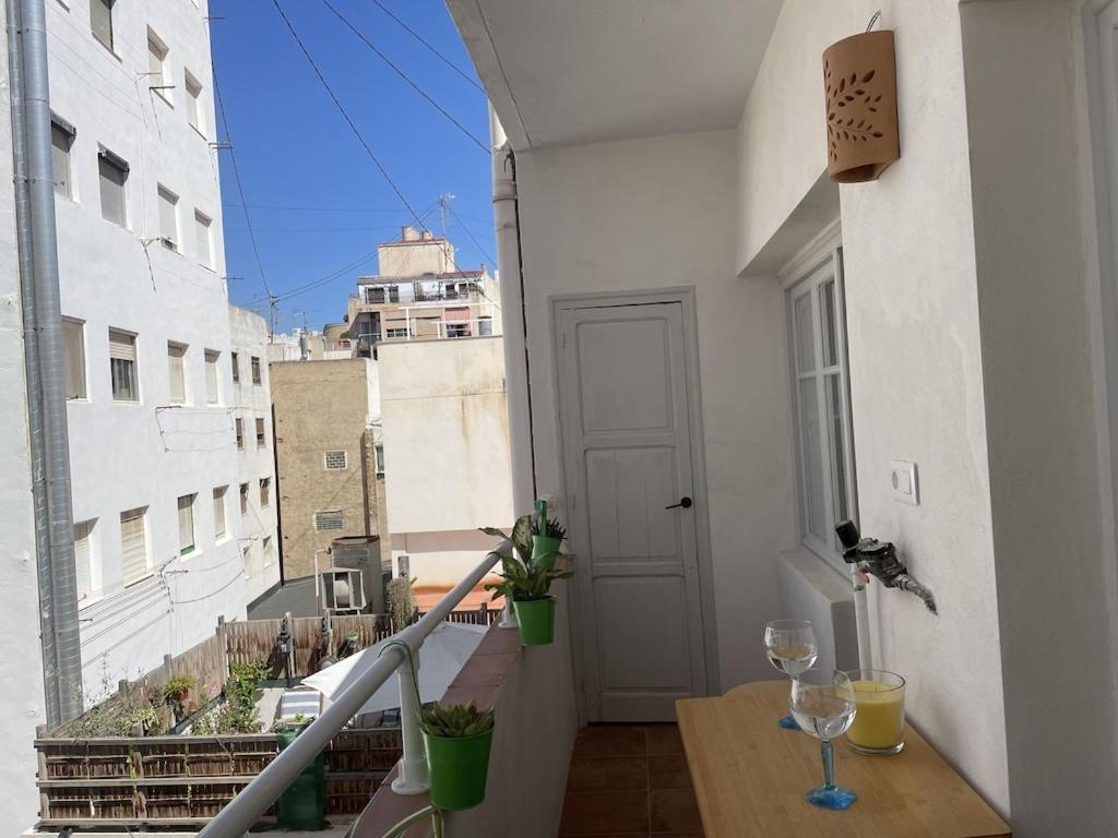 Casa Rie - In The Heart Of Alicante City, Next The The 'Mercado' Διαμέρισμα Εξωτερικό φωτογραφία